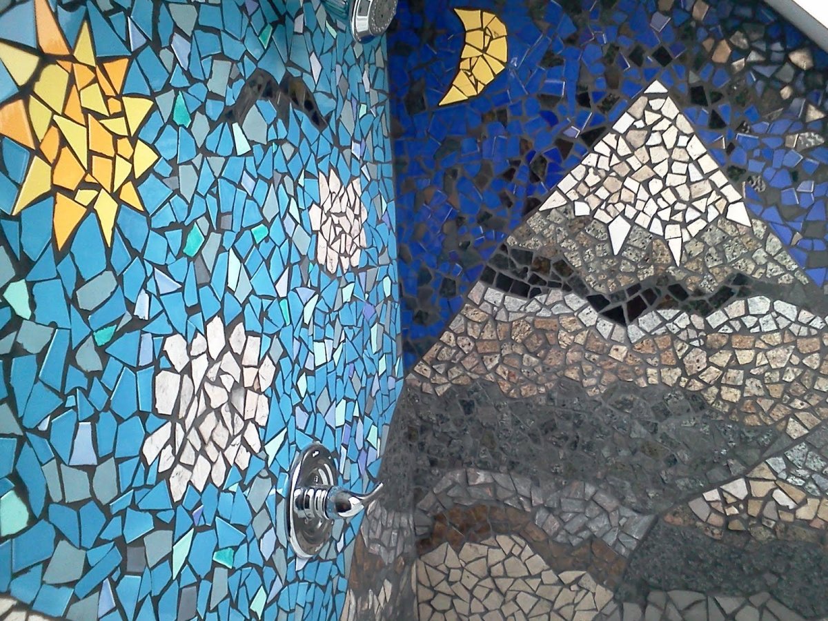 Мозаика из битой плитки