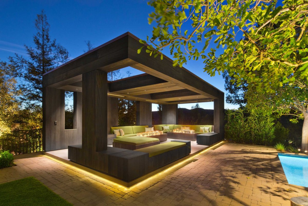 Пергола в стиле хайтек