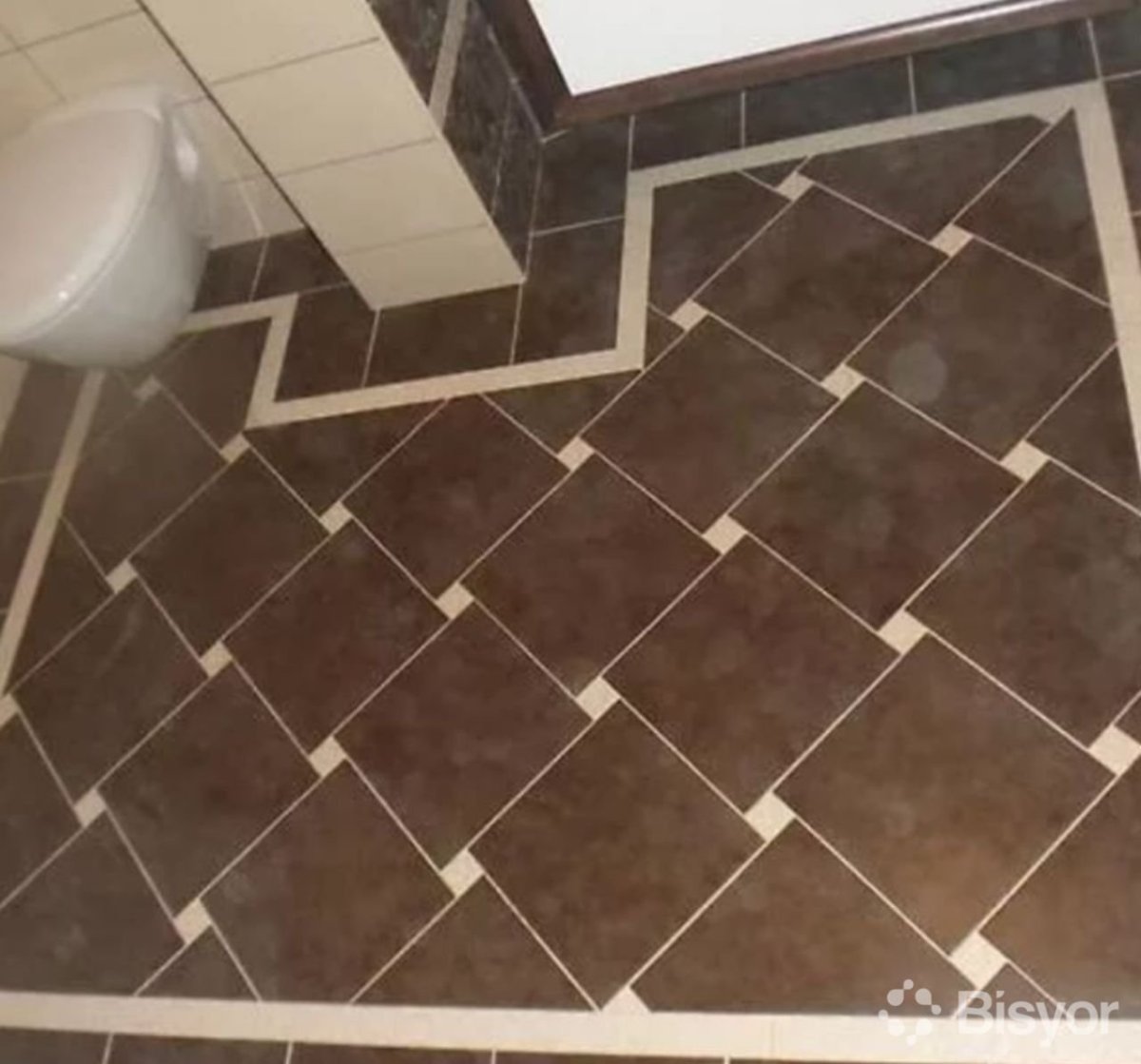 Плитка выложенная по диагонали