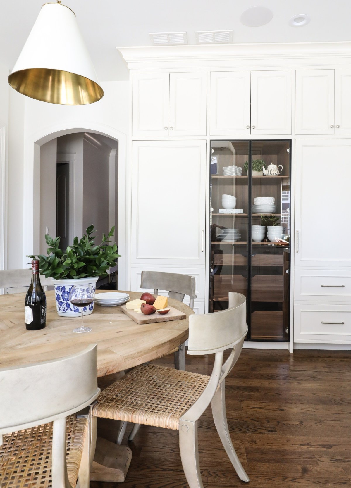 Буфет на кухне Минимализм