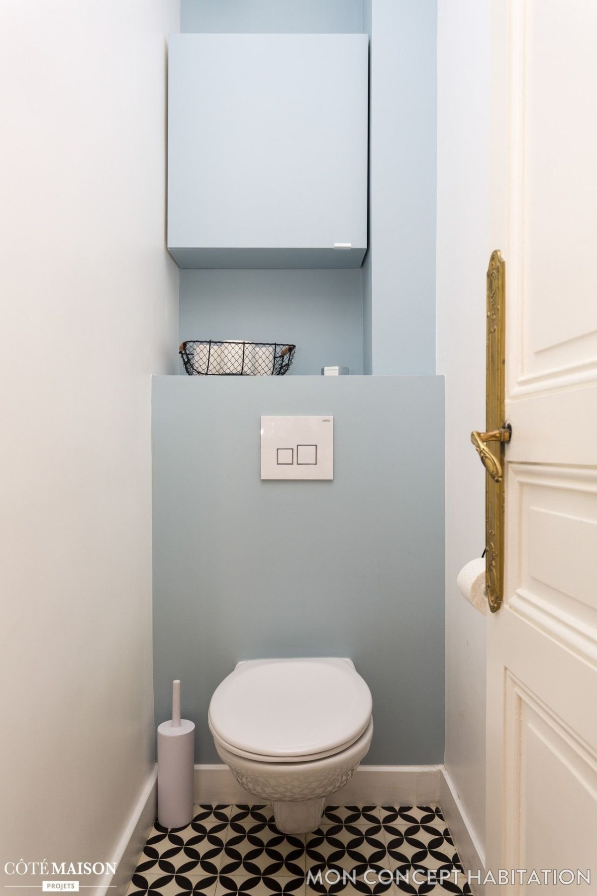 Инсталляция в маленьком туалете