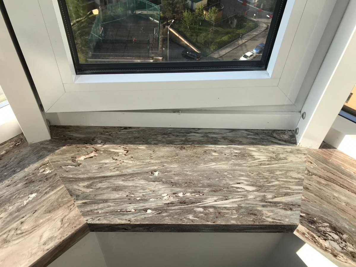 Подоконник под камень