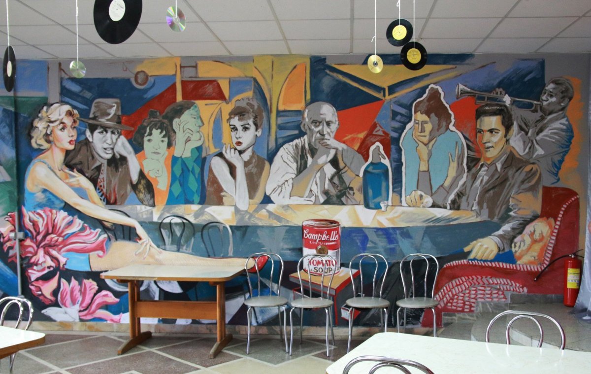 Роспись стен в кафе