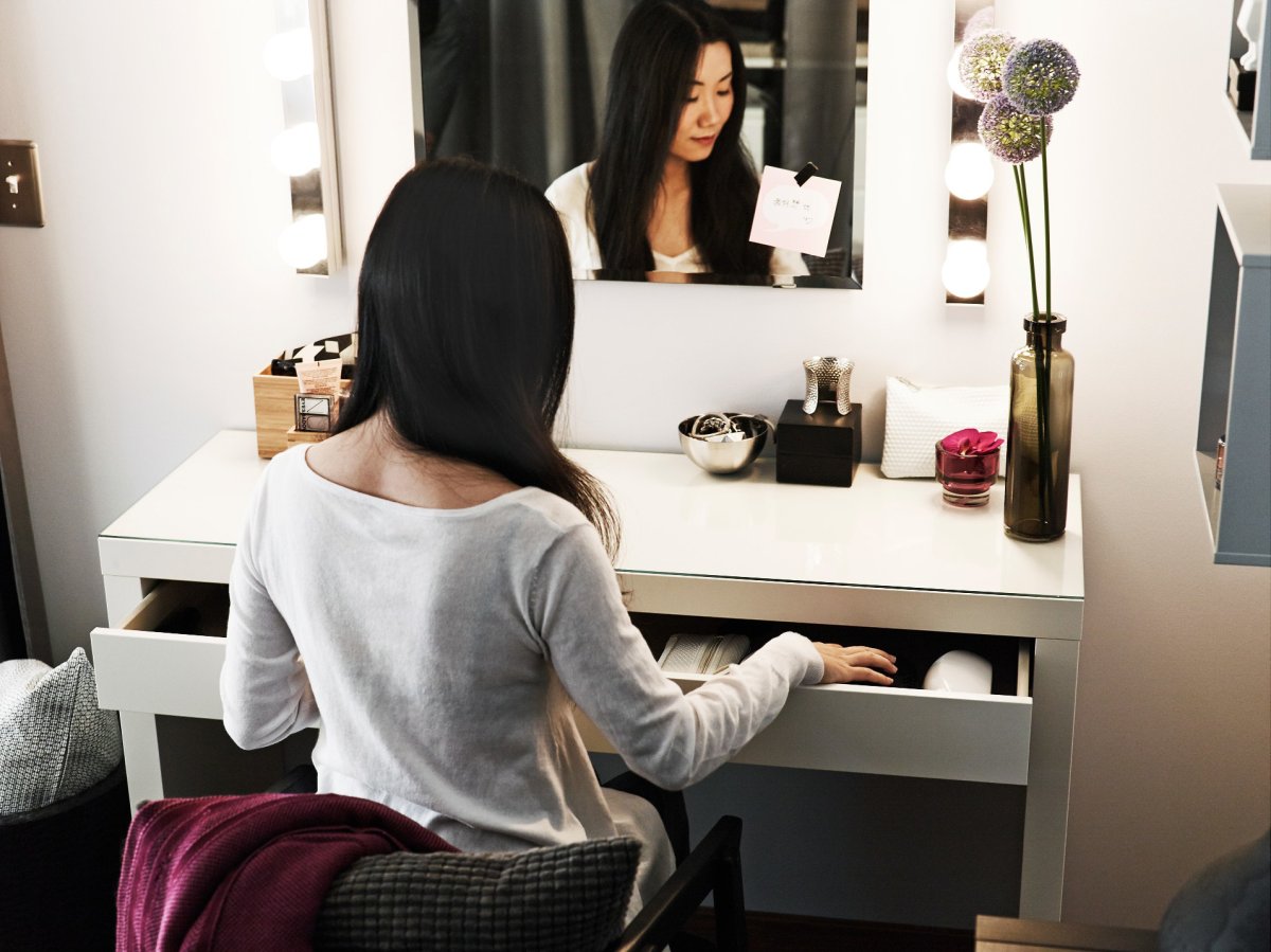 Туалетный столик ikea МАЛЬМ