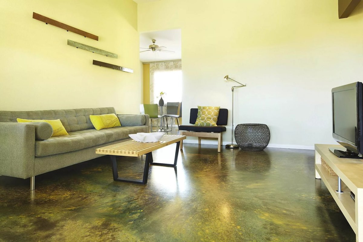 Наливной пол в гостиной