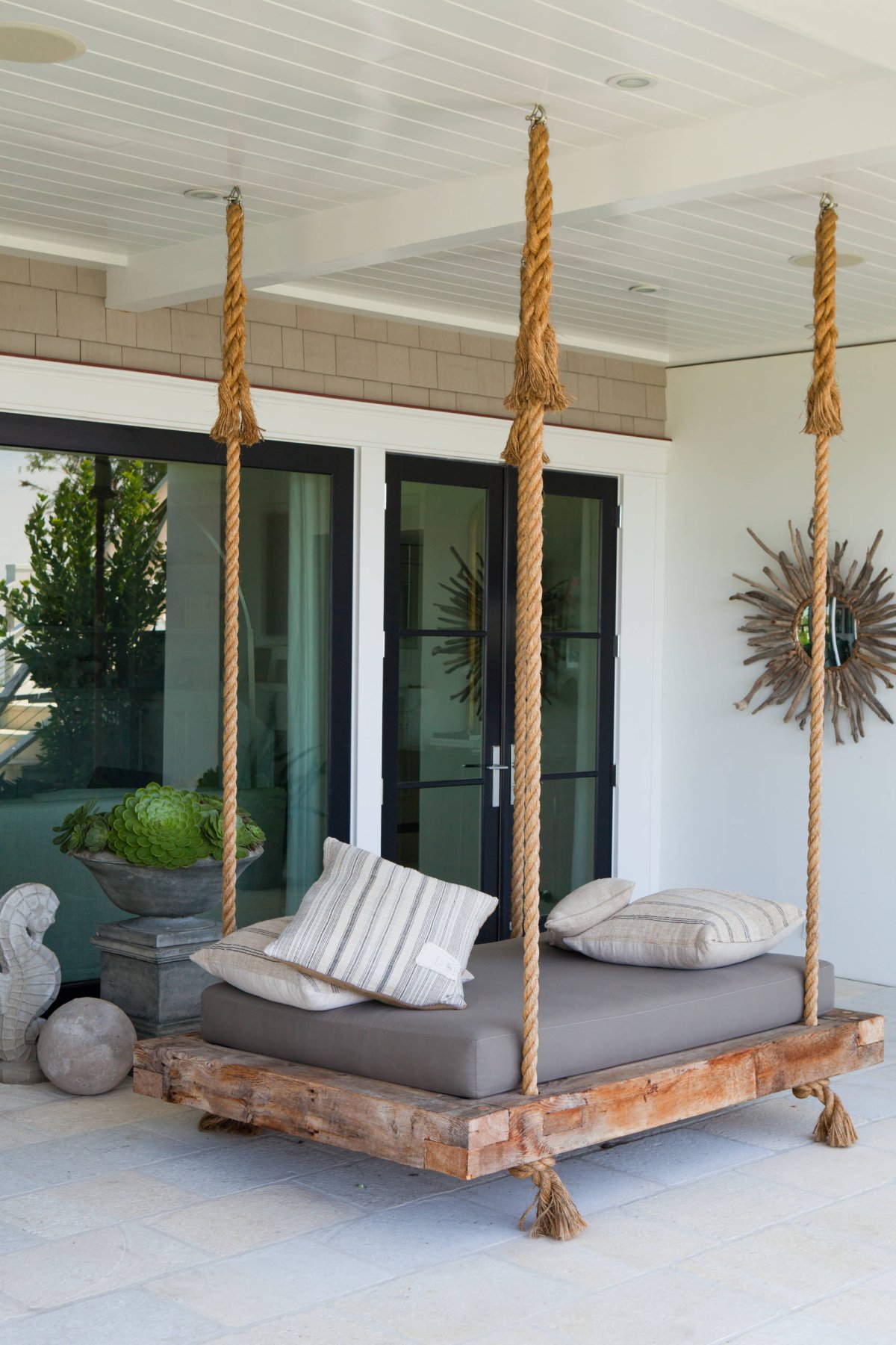 Подвесная кровать