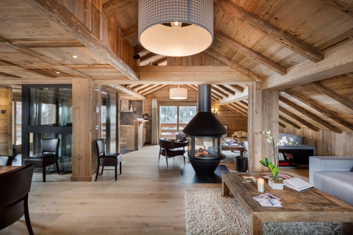 Интерьер в деревянном доме