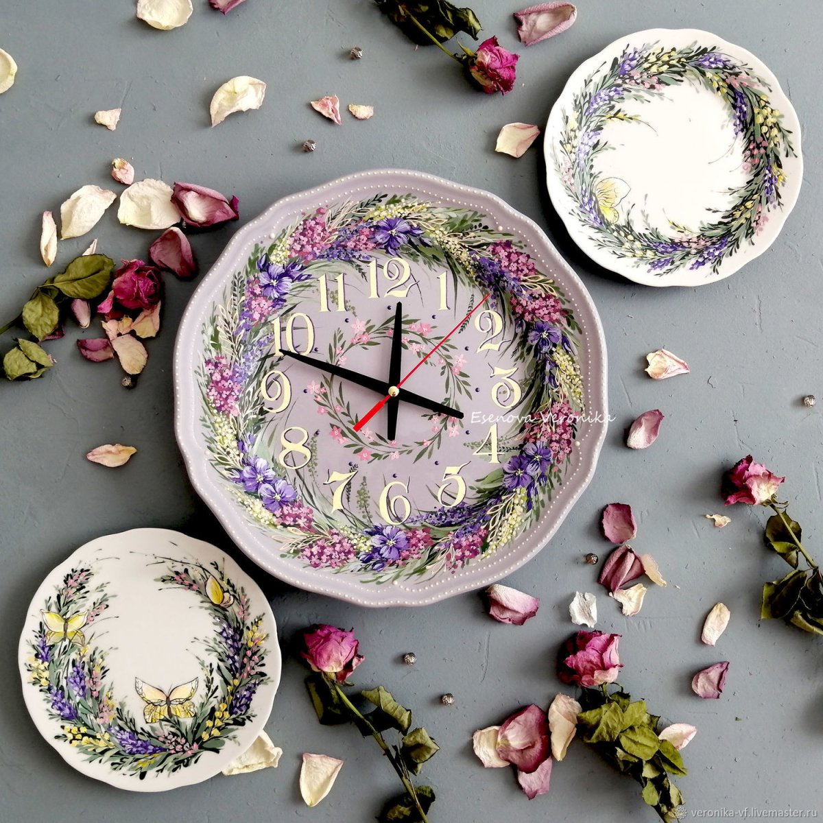 Часы в стиле Прованс настенные