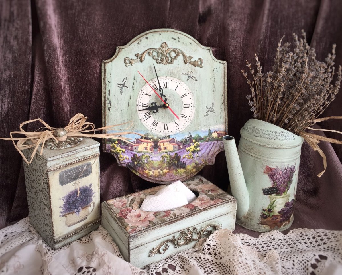 Часы в стиле Прованс