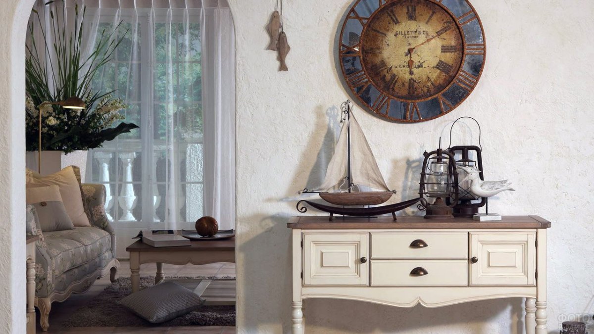 Зеркало в средиземноморском стиле