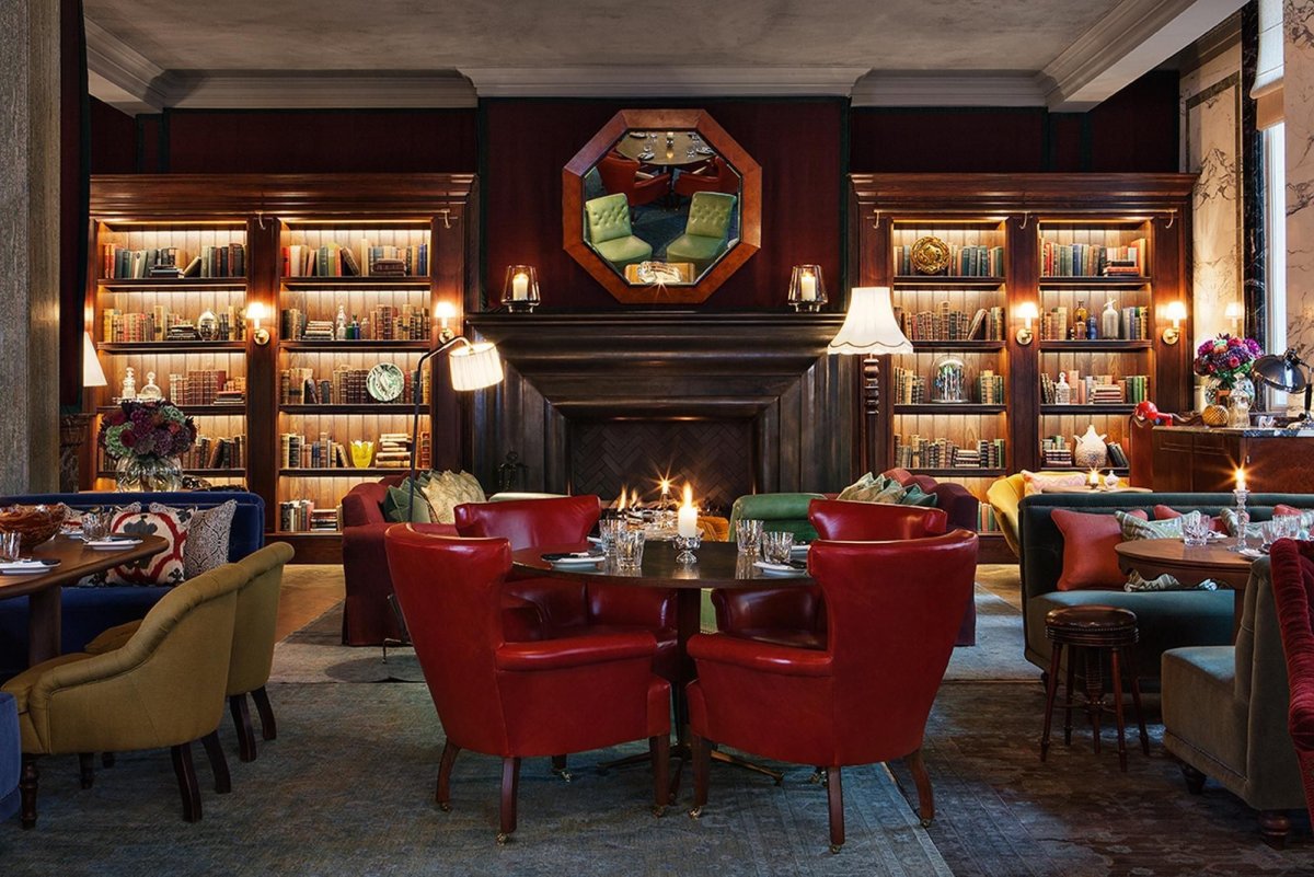 Джоан Роулинг в кафе