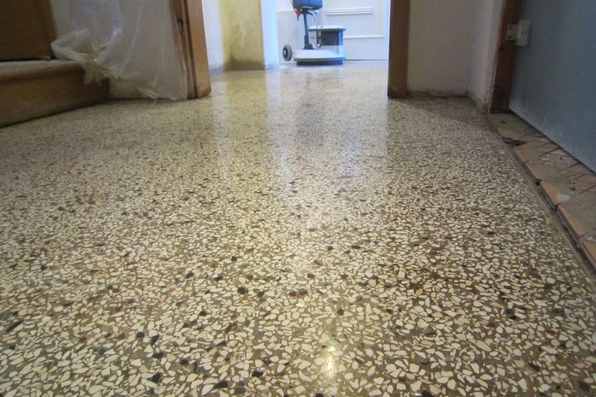 Наливной бетонный пол терраццо