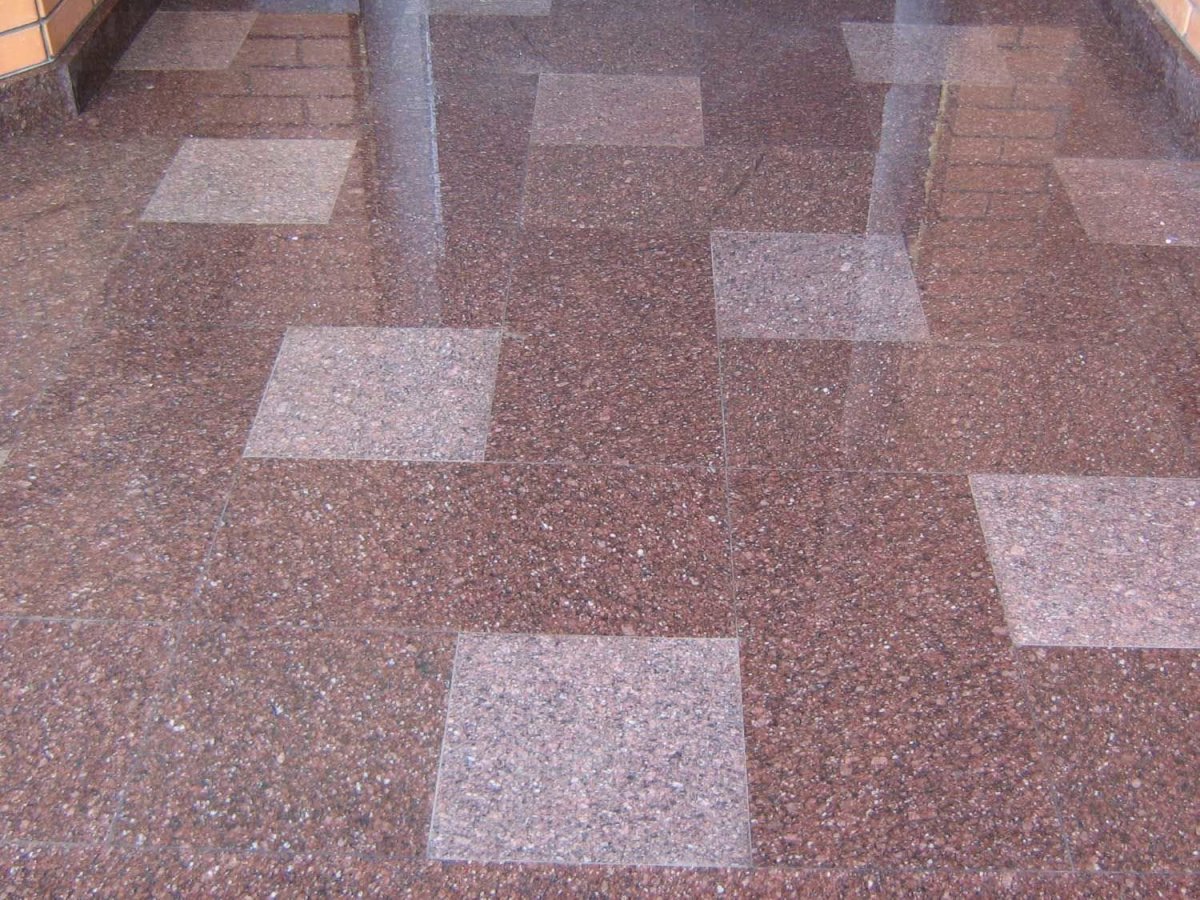 Плиты из гранитной крошки