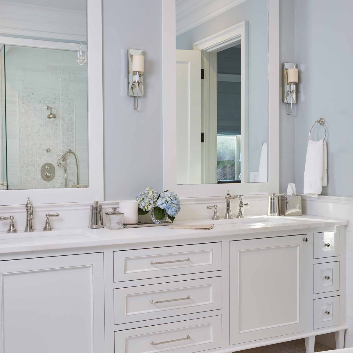 Мебель для ванной Неоклассика