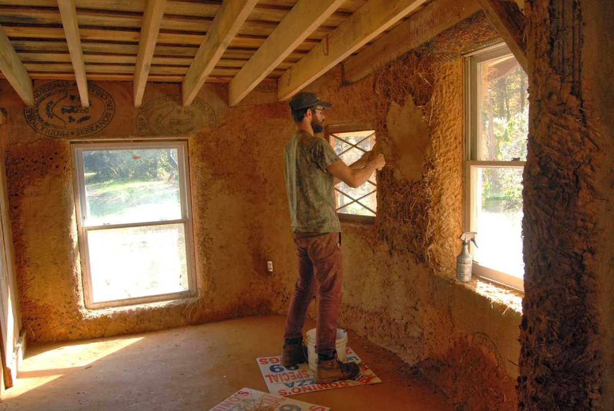 Стены из самана