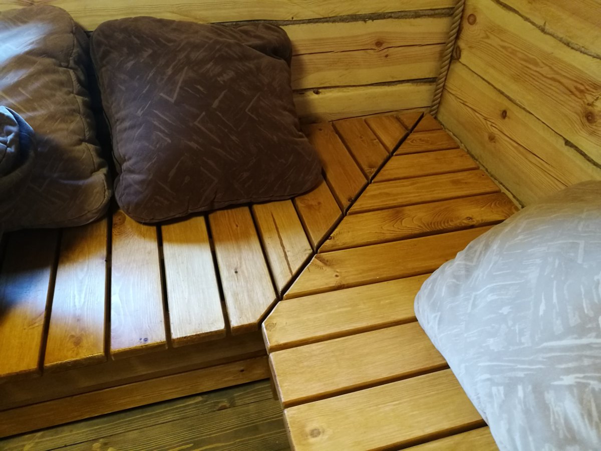 Диванчик в предбанник