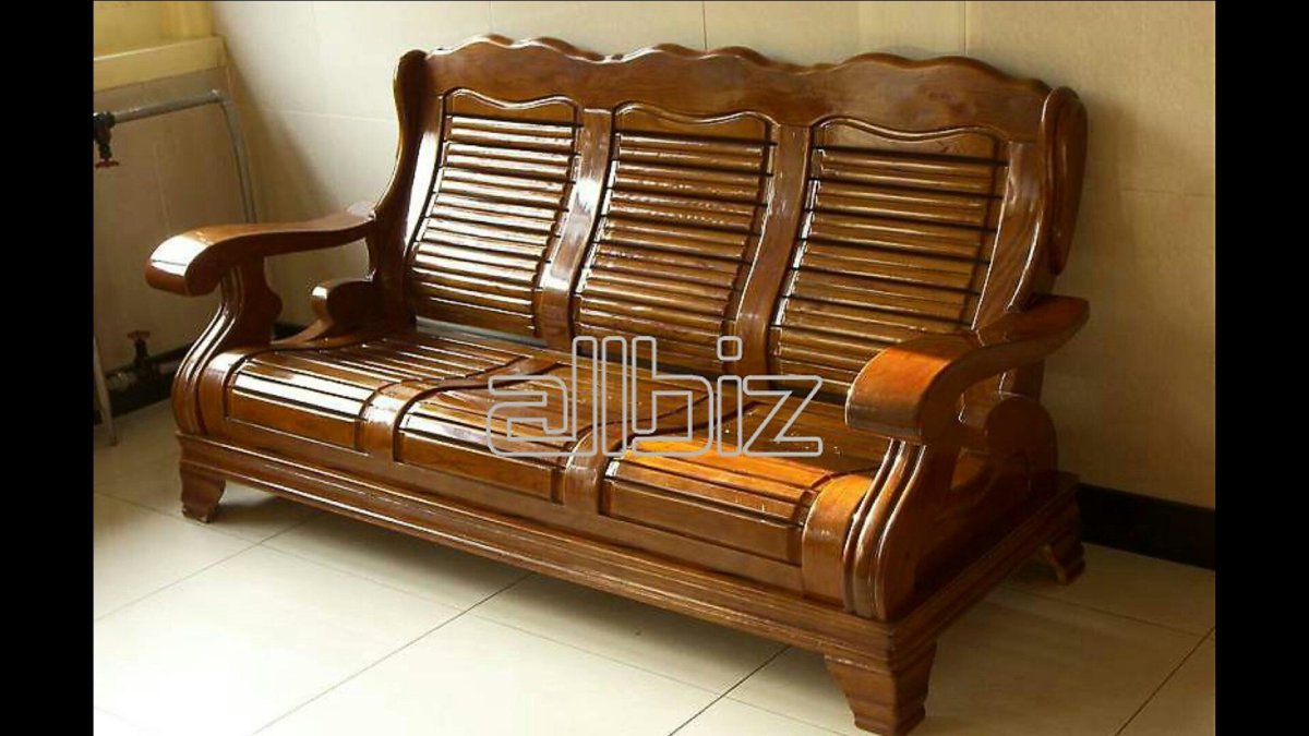 Диван резной под старину из дерева