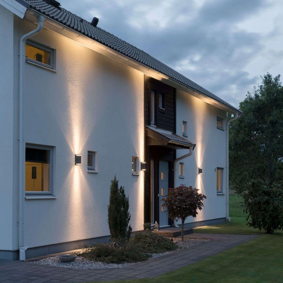 Фасадная подсветка