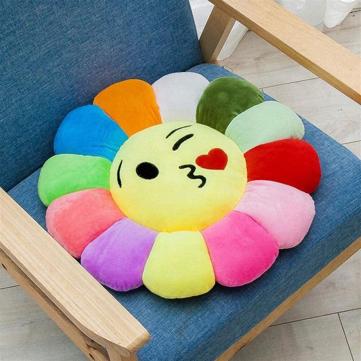 Мягкие подушки на стулья