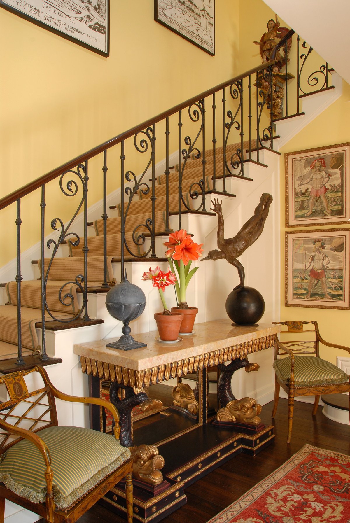 Кованые лестницы в интерьере