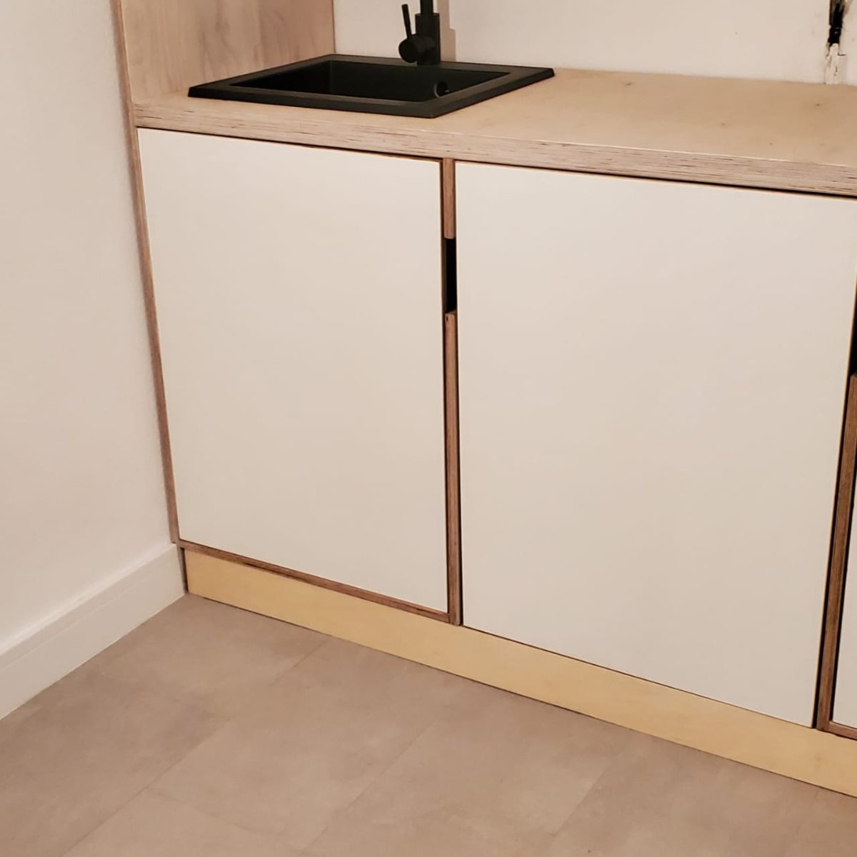 Кухня из ламинированной фанеры