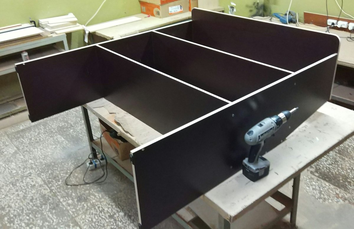 Тумбы из ламинированной фанеры