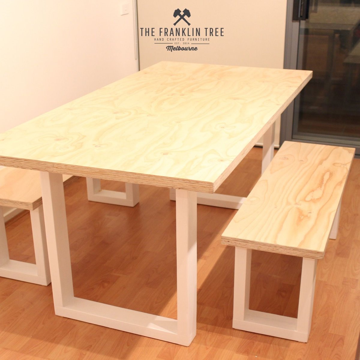 Кухонный стол из фанеры