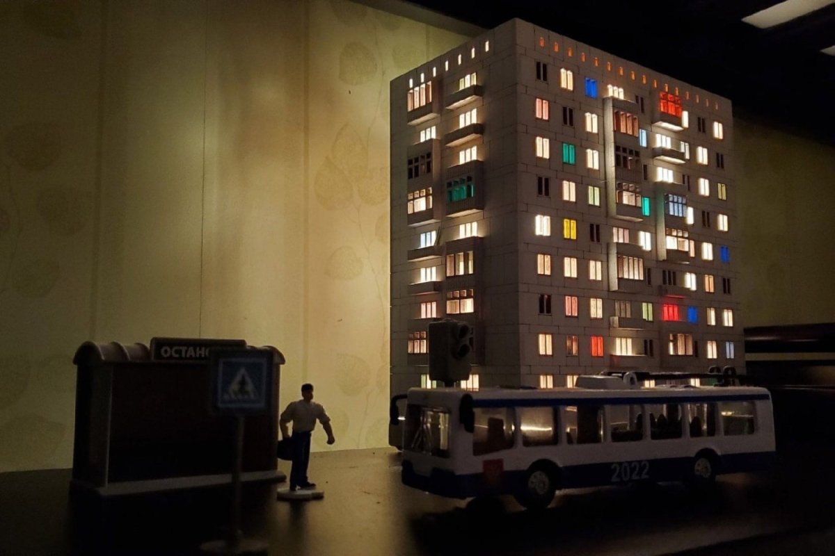 Ночник панельный дом