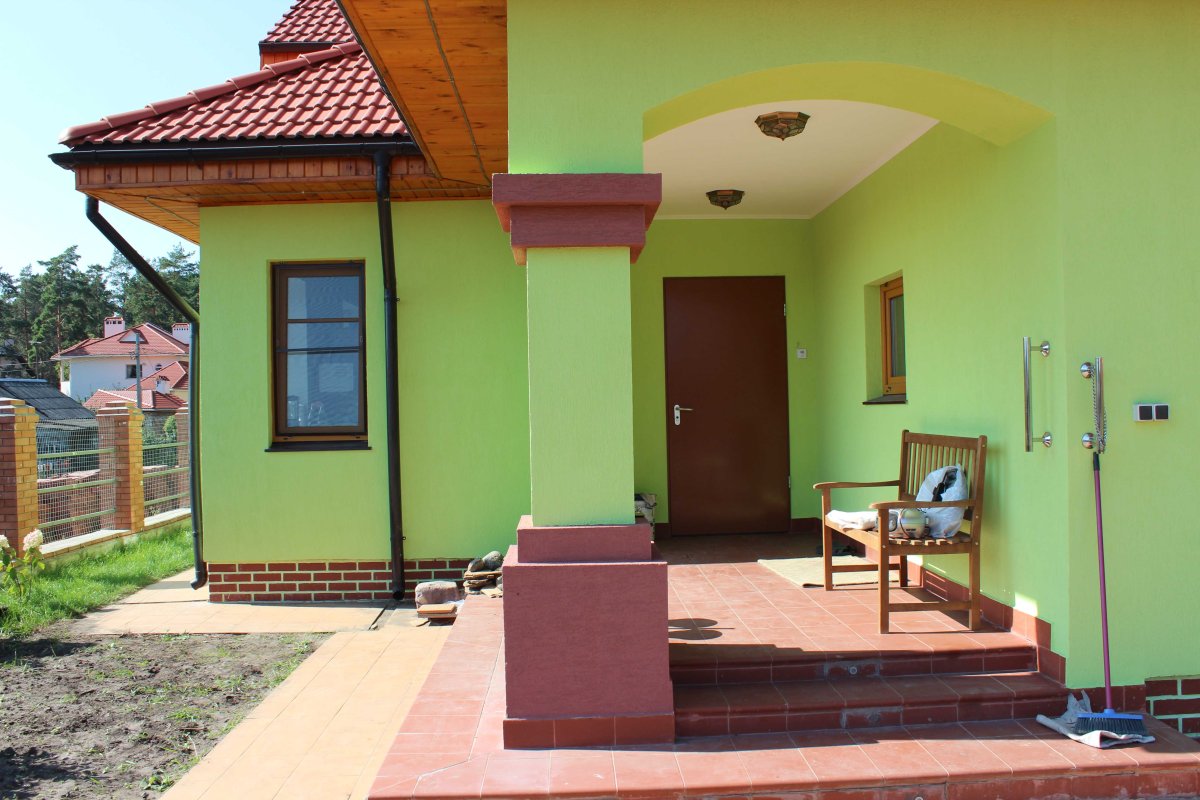 Фасады домов Покрашенные краской