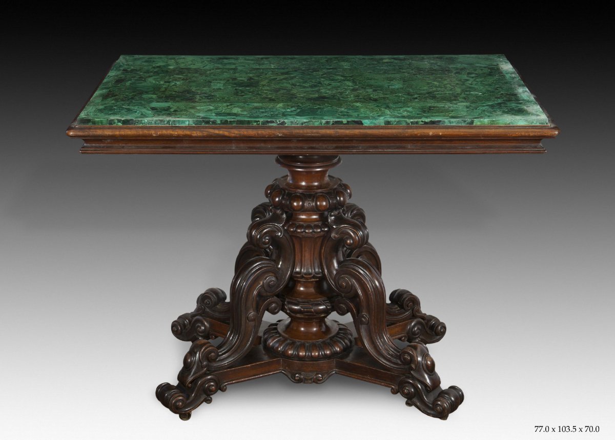 Журнальный стол с Малахитовой столешницей