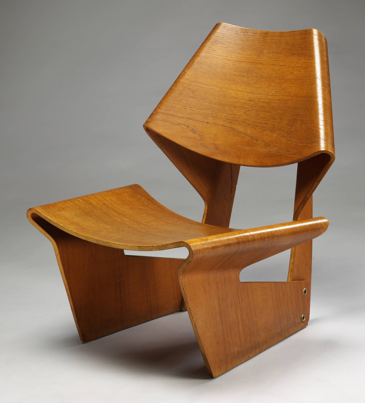 Необычная мебель из фанеры