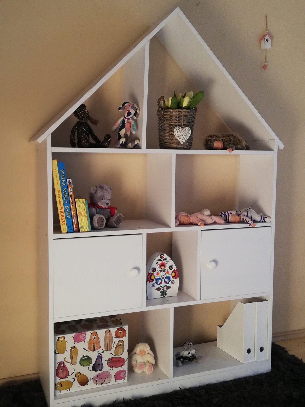 Детский стеллаж домик