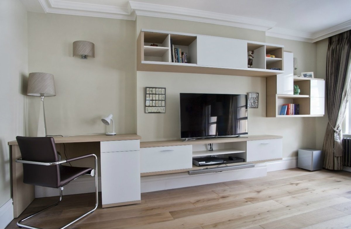 Гостиная с письменным столом