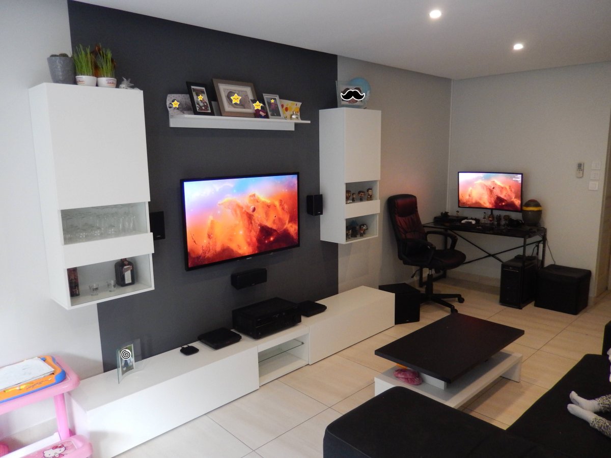 Компьютер в гостиной