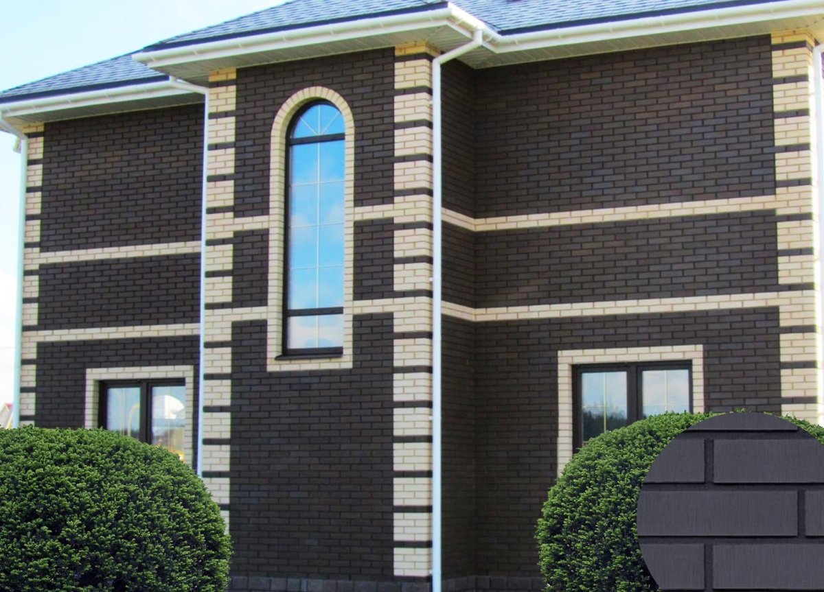 Дом из темного кирпича