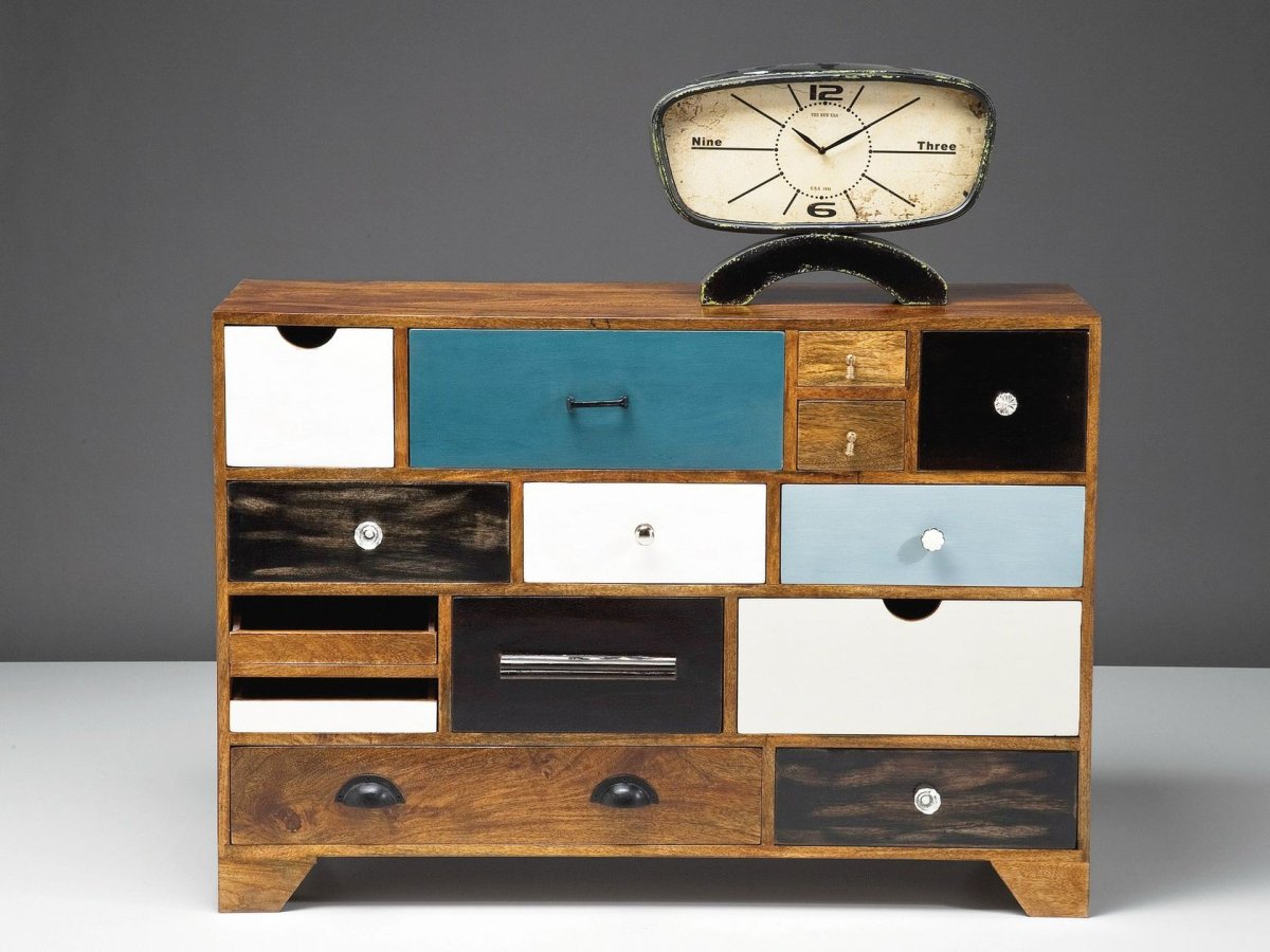 Мебель из разных материалов