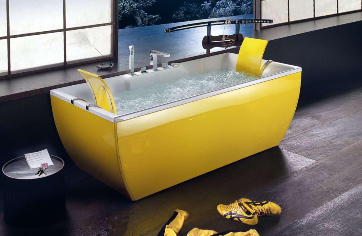 Желтая ванна