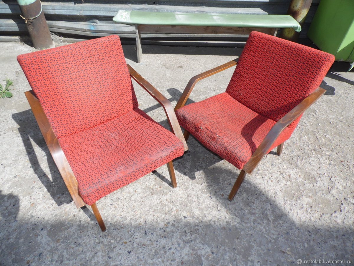 Старое советское кресло