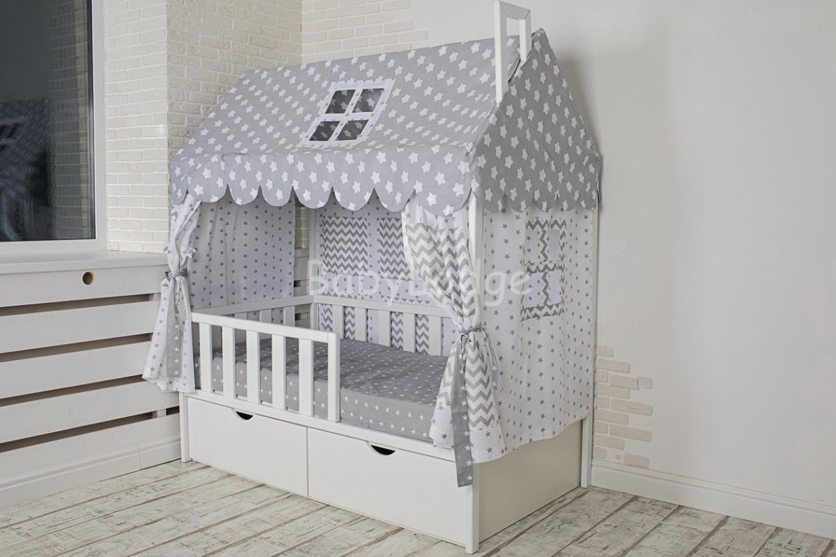 Шторки на кровать домик