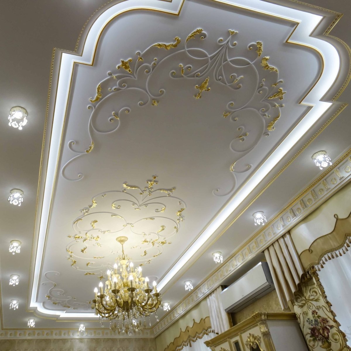 Красивые потолки
