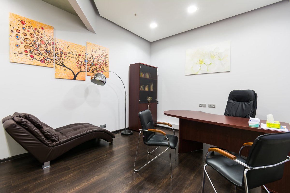 Кабинет психотерапевта интерьер