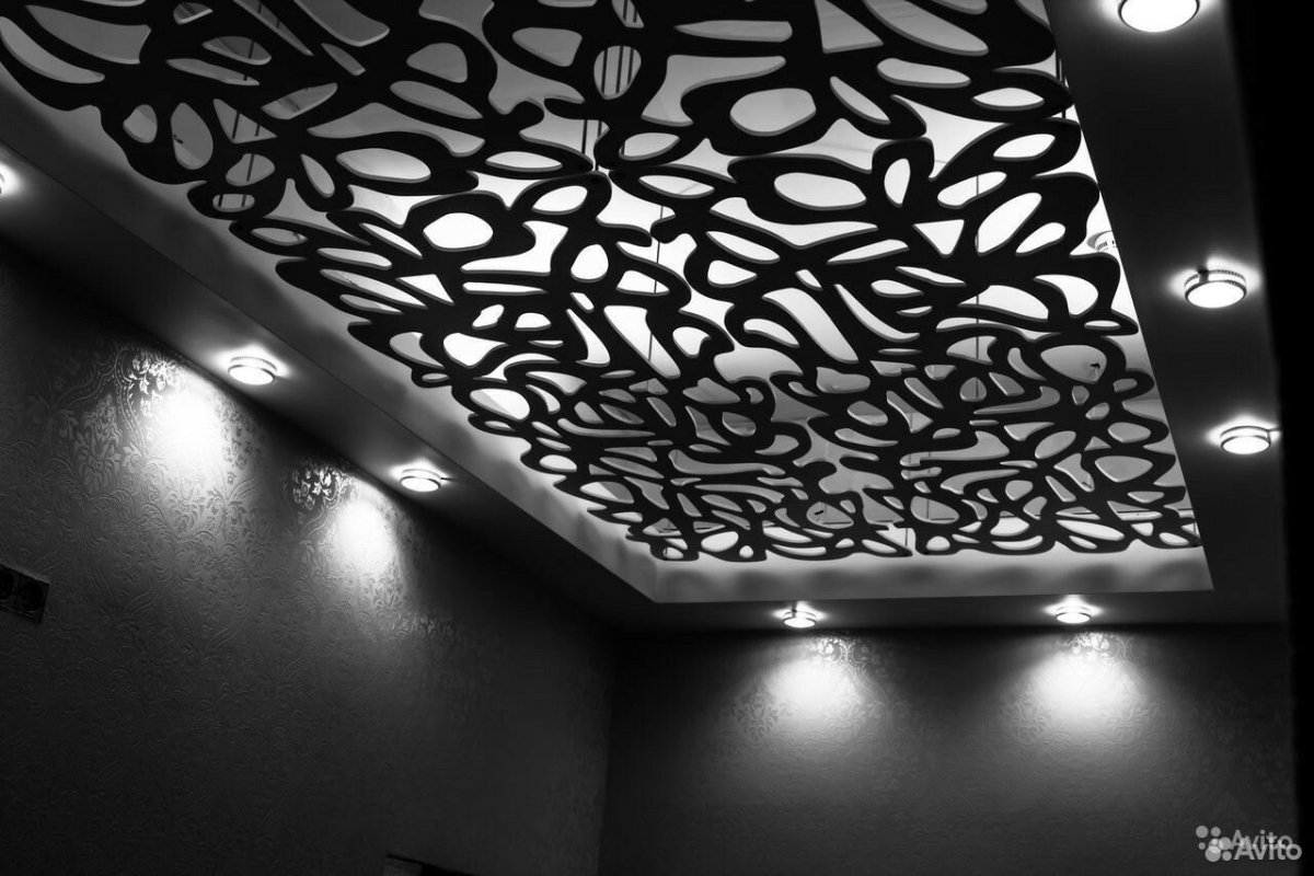 Резной потолок из МДФ