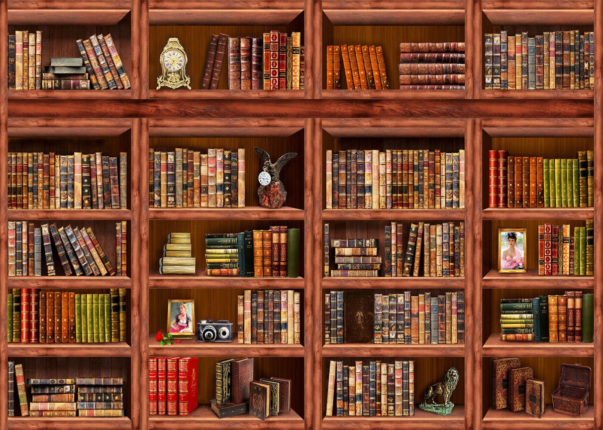 Книжный шкаф