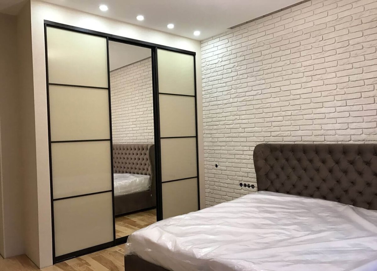 Шкаф купе в нише