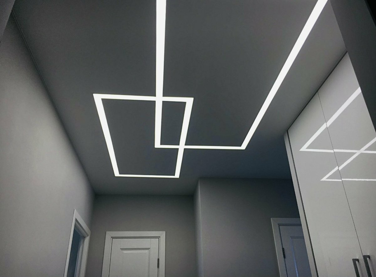 Линейные светильники для натяжных потолков