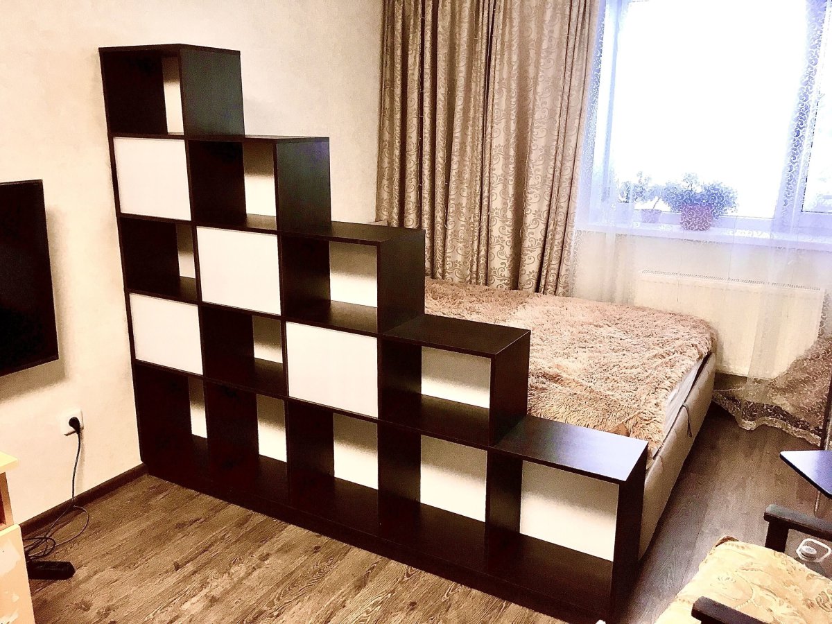 Стеллаж-перегородка для зонирования