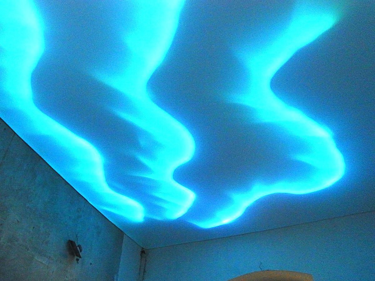 Натяжной потолок Северное сияние