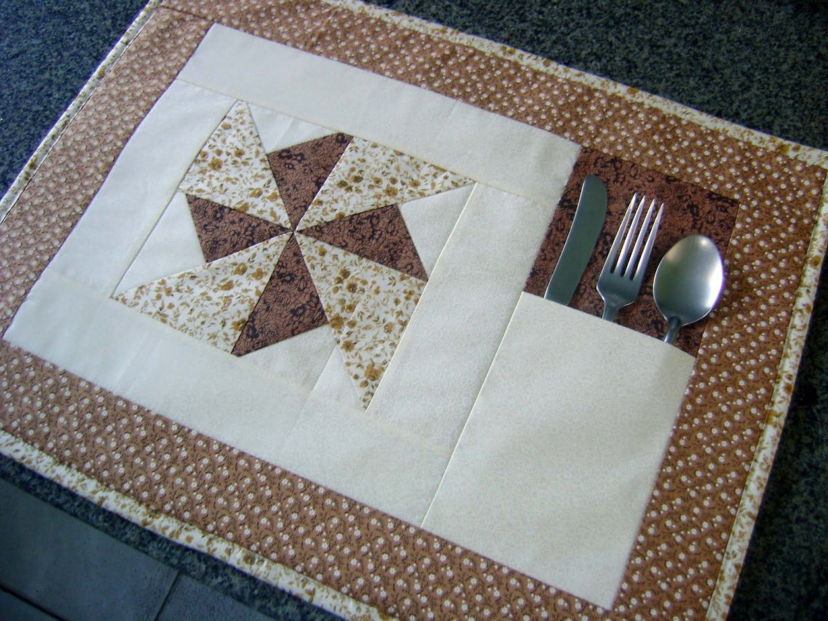 Ланчматы и дорожки пэчворк