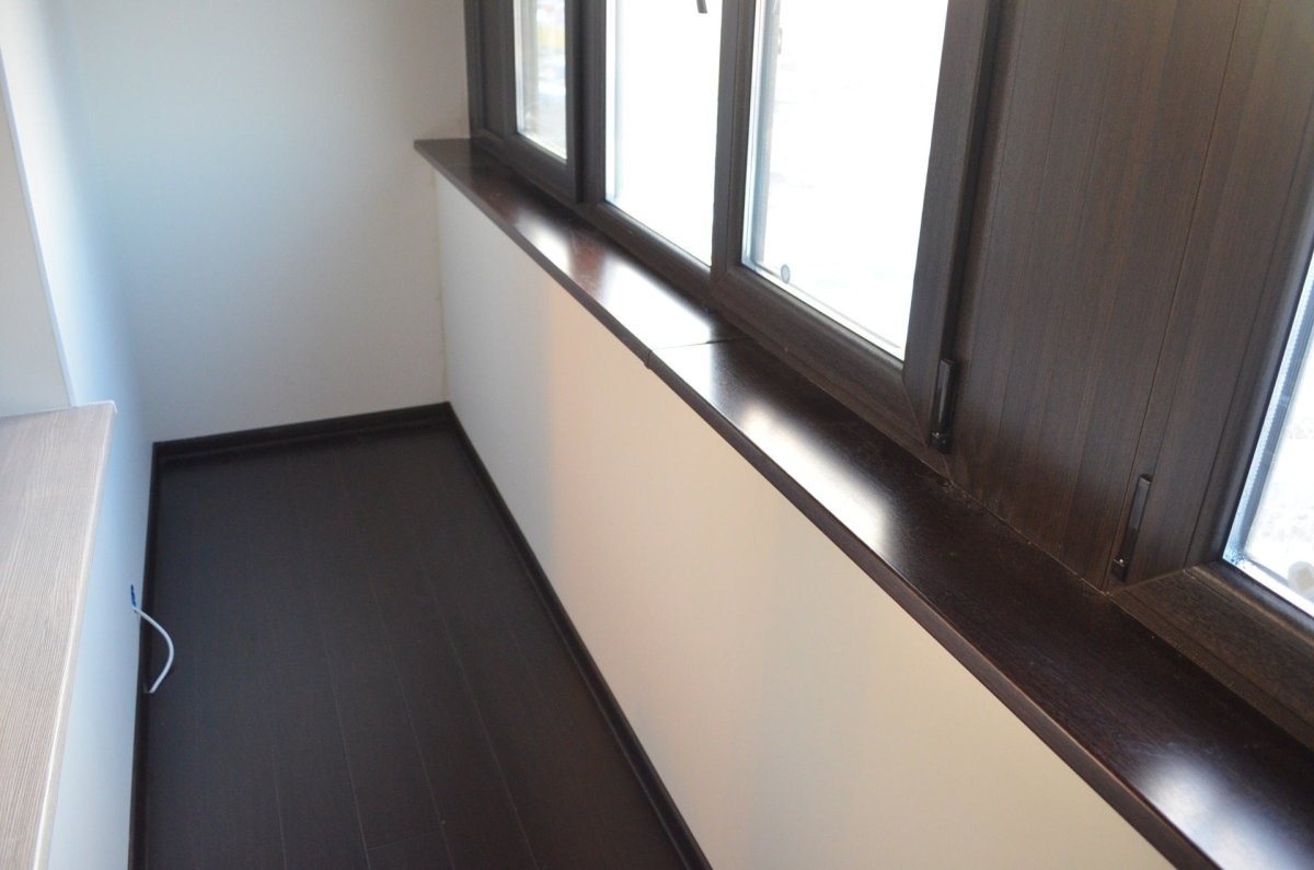 Отделка лоджии ламинатом