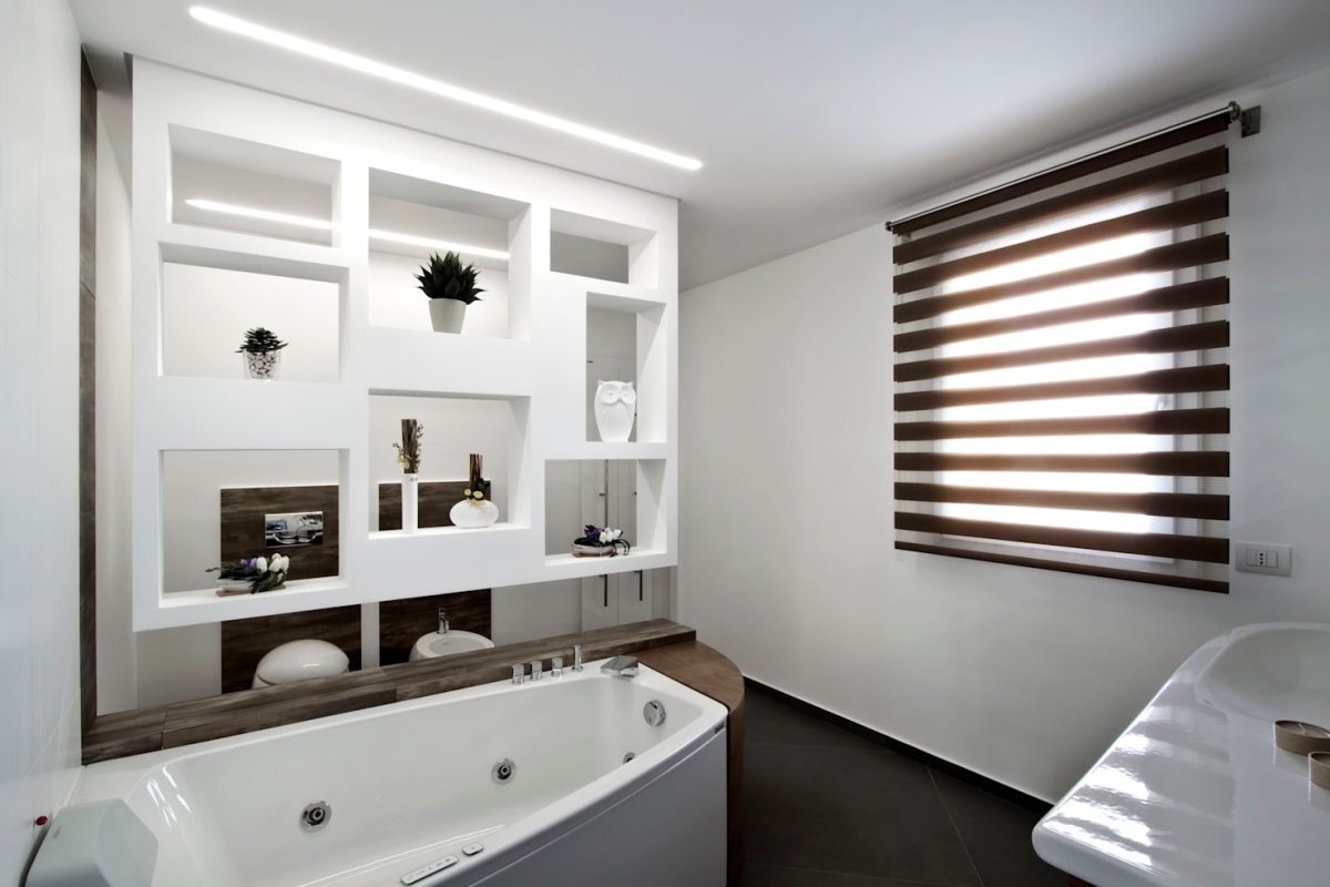 Декоративная перегородка в ванной